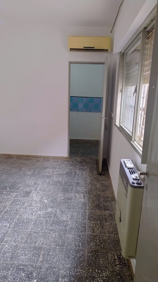 CASA + DPTO EN VENTA EN B° YOFRE NORTE, APTA CREDITO. EXCELENTE UBICACION Y OPORTUNIDAD!!!!!