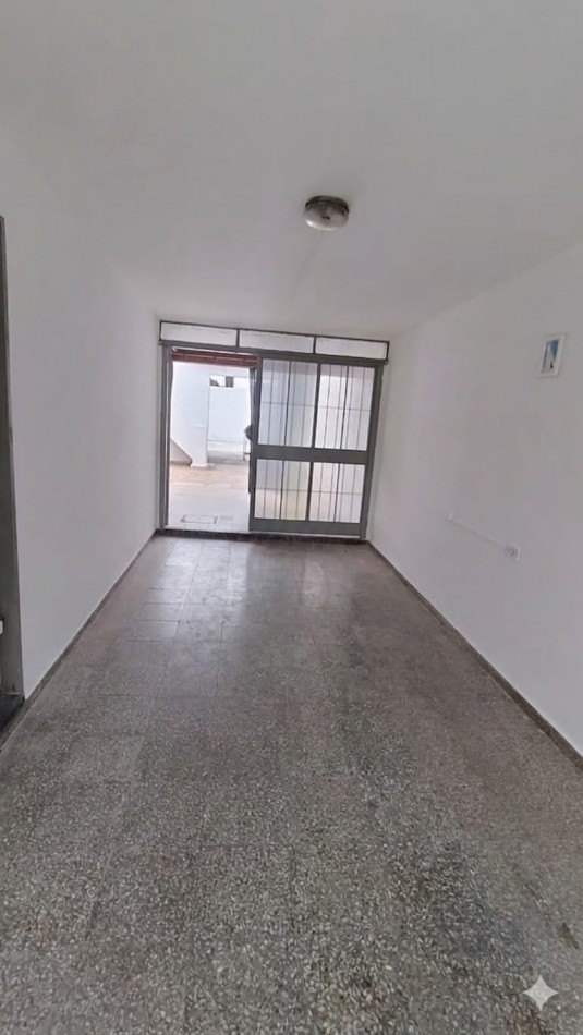 CASA + DPTO EN VENTA EN B° YOFRE NORTE, APTA CREDITO. EXCELENTE UBICACION Y OPORTUNIDAD!!!!!