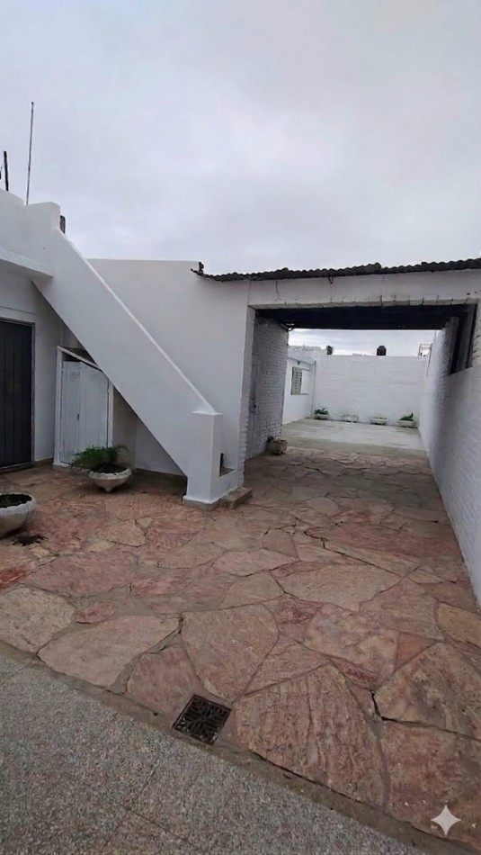 CASA + DPTO EN VENTA EN B° YOFRE NORTE, APTA CREDITO. EXCELENTE UBICACION Y OPORTUNIDAD!!!!!